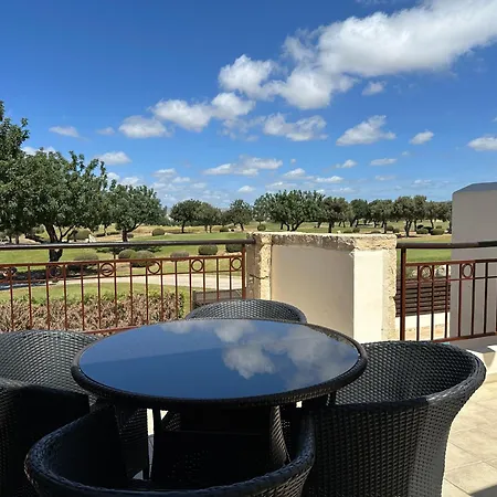 Nausicaa Private Pool & Hot Tub, Aphrodite Hills Golf * 코우클리아