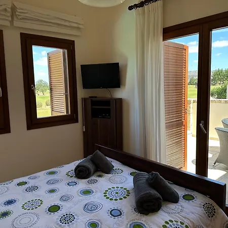 빌라 Nausicaa Private Pool & Hot Tub, Aphrodite Hills Golf