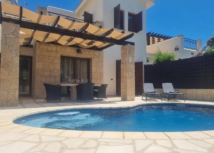 Nausicaa Private Pool & Hot Tub, Aphrodite Hills Golf * Kouklia